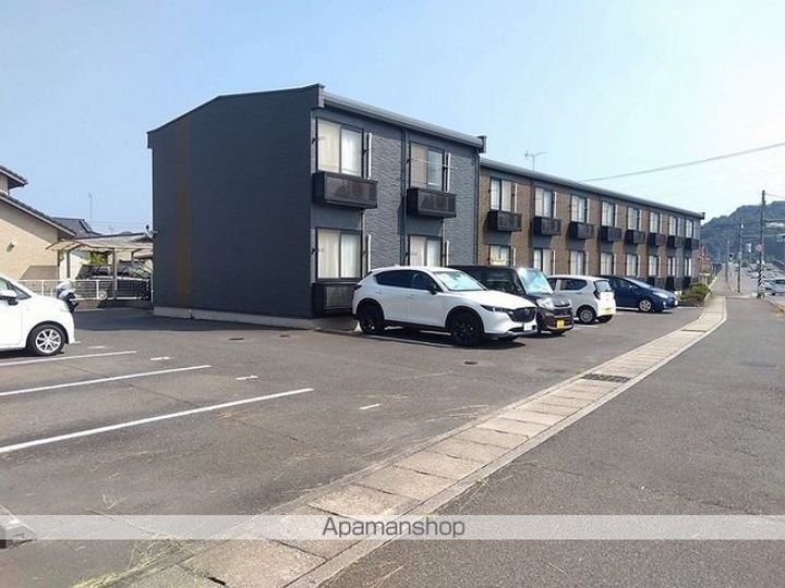 レオパレスエスターテベントの外観