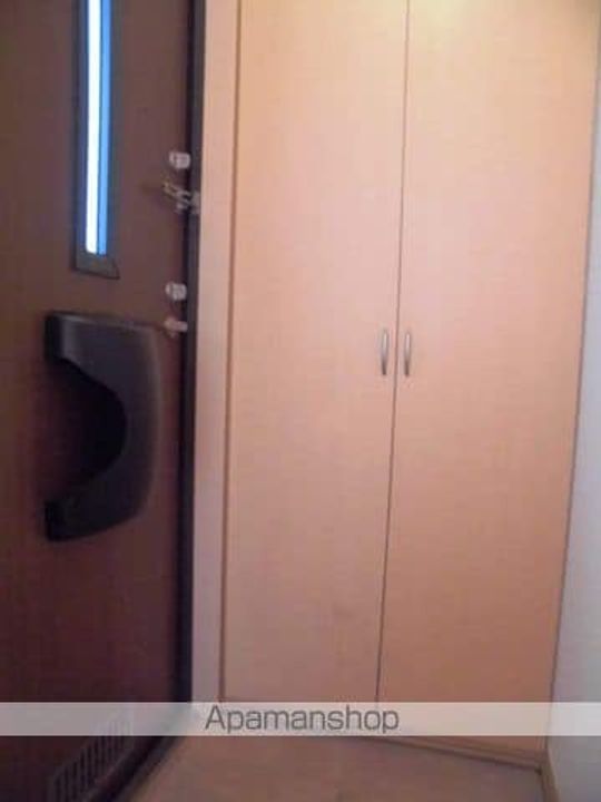 セジュール七番館202の玄関