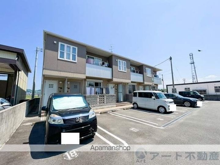 テラスコート東垣生 A棟の外観