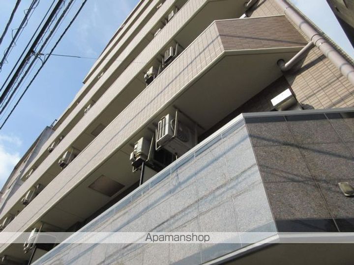 東京都杉並区荻窪5丁目の賃貸マンションの外観