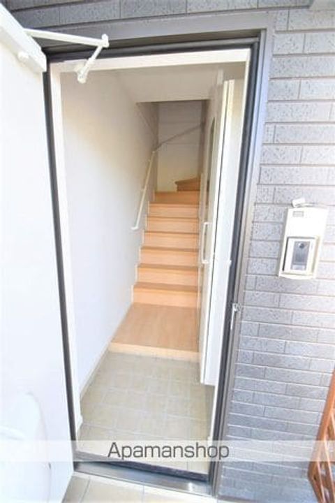 熊本県八代市井上町の賃貸アパートの玄関