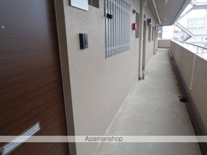 榊原ビルの外観