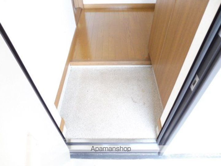 ハイムR202の玄関