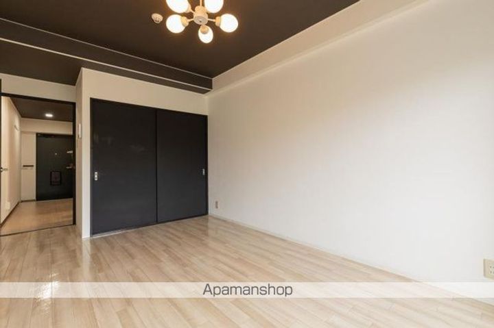 GREEN PAL103の内装