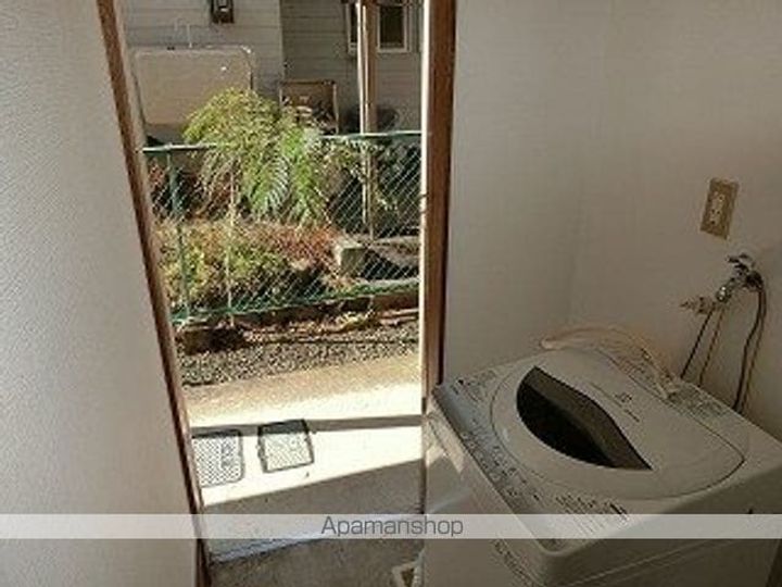 レジデンス90102の玄関