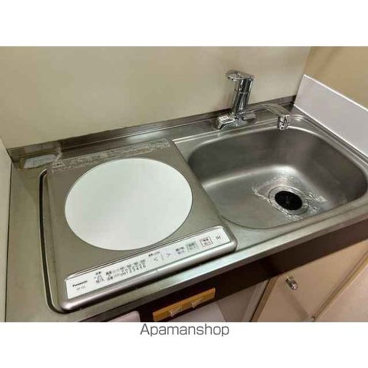 トーシンハイツ三郷のキッチン