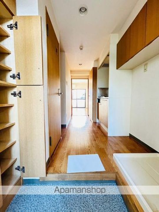 C’S20 KOYATAの玄関