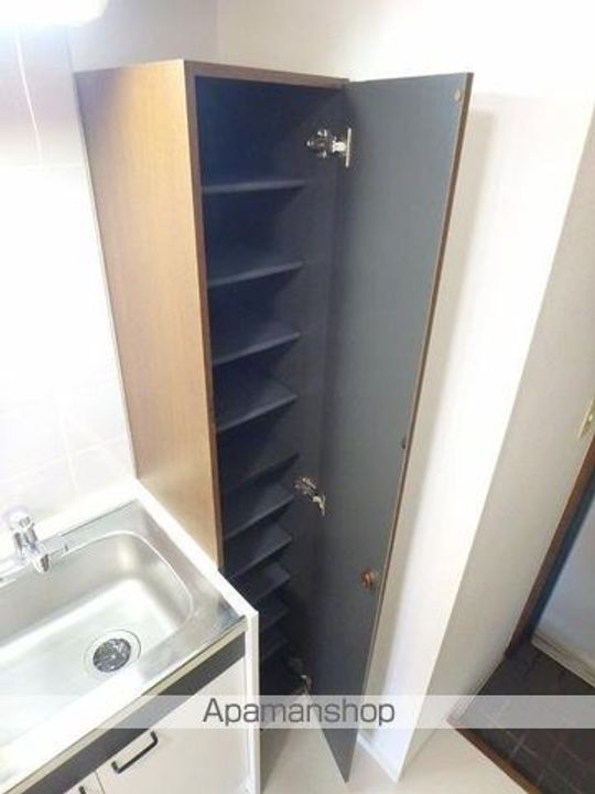 LA DOUCEUR宮町の玄関