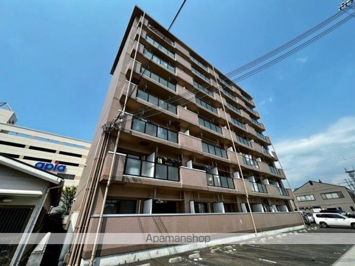 十一屋DOAの外観