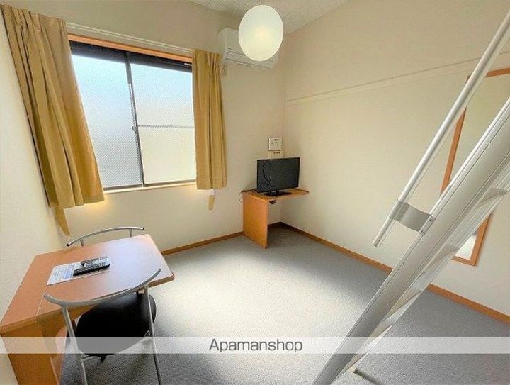 レオパレスシェル ガーデンⅡの居間