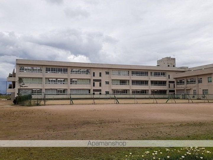 セイル ガーデンの周辺