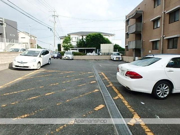 サンヒルズ香住ヶ丘の外観