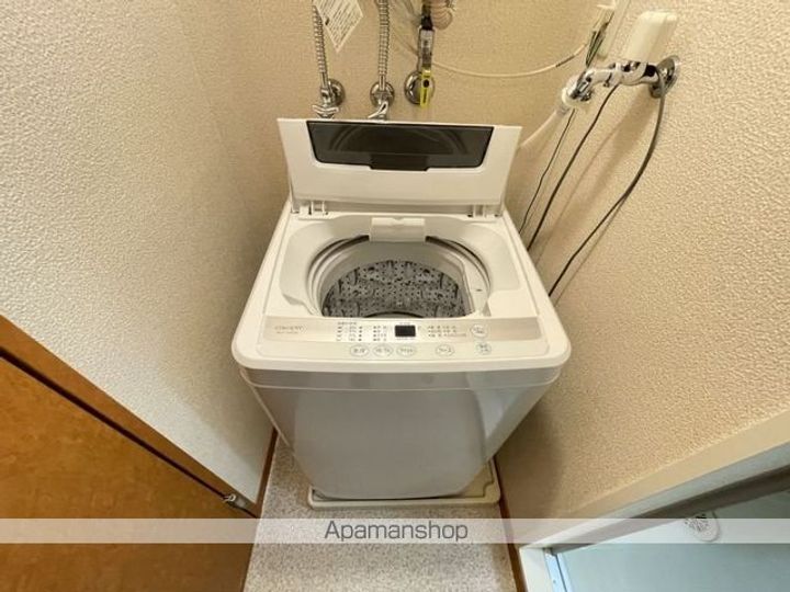 レオパレス美原203の内装