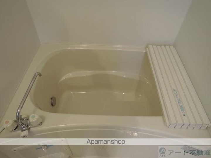 ヴィゴーレ本町の風呂