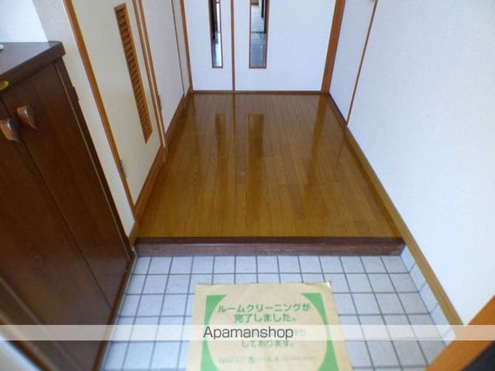 サンヴェール小泉の玄関