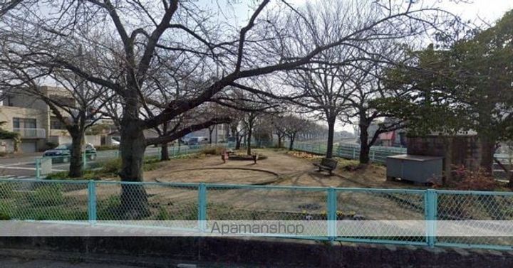 香川県高松市三条町の賃貸アパートの周辺