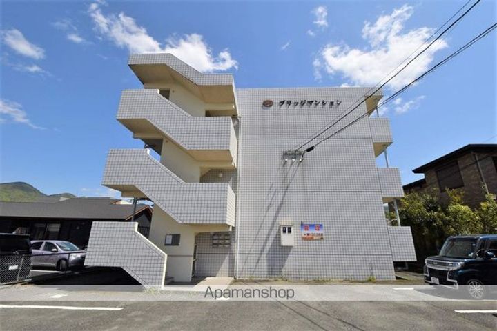 ブリッジマンションの外観