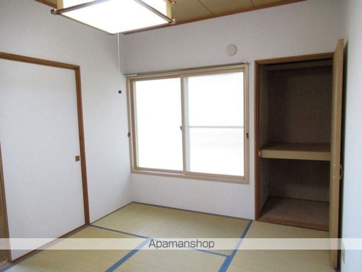 セーレム前九年103の内装