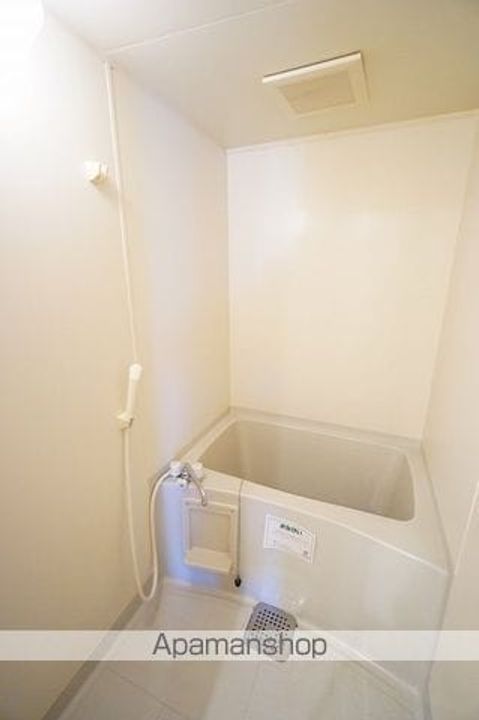 福岡県福岡市南区柳瀬2丁目の賃貸アパートの風呂