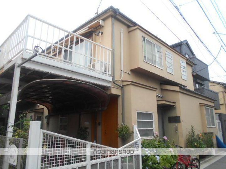 キャロルの外観