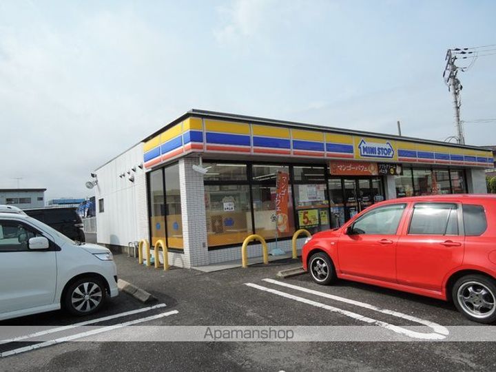 ウエストスクエアB棟の周辺