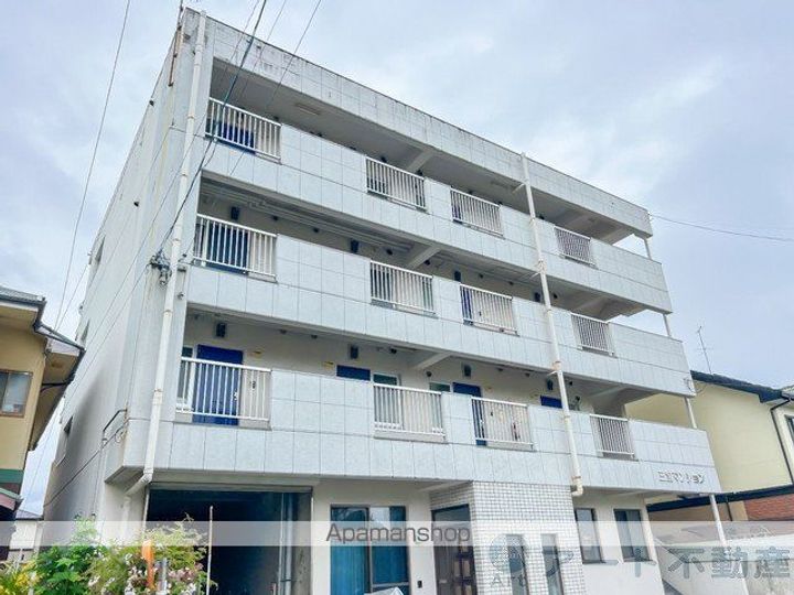 愛媛県松山市来住町の賃貸マンションの外観