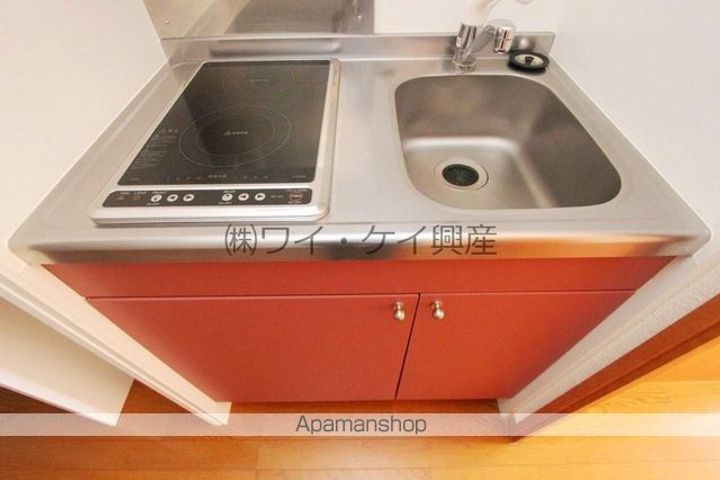 レオパレスCREST八島のキッチン