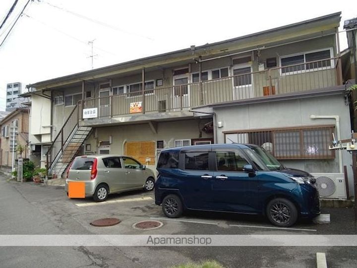 白百合荘の外観