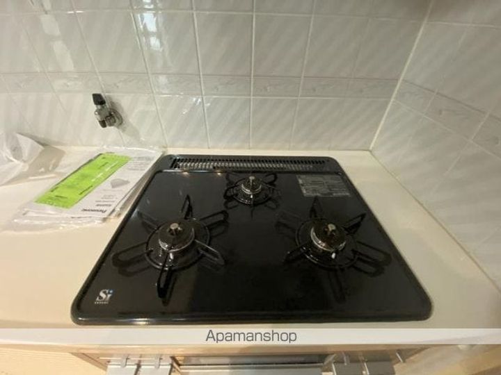 香川県高松市観光通1丁目の賃貸マンションの内装