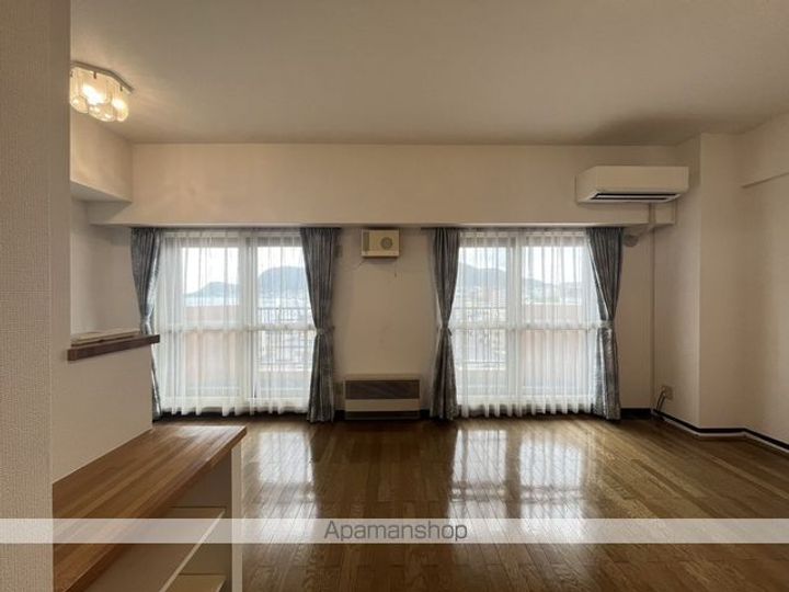 シャトーム大森602の内装