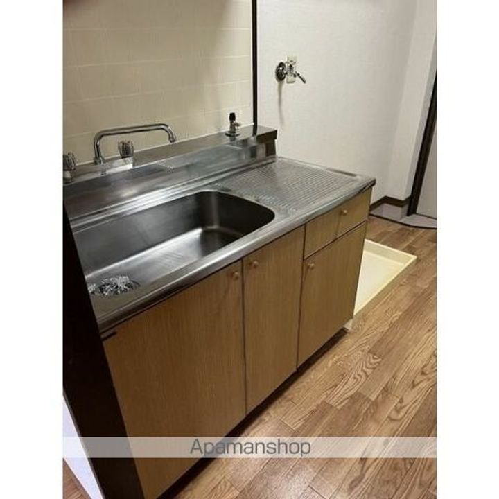 サープラス南出202のキッチン