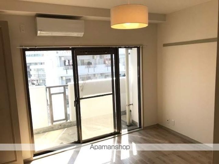 ライオンズマンションソフィア泊602の内装