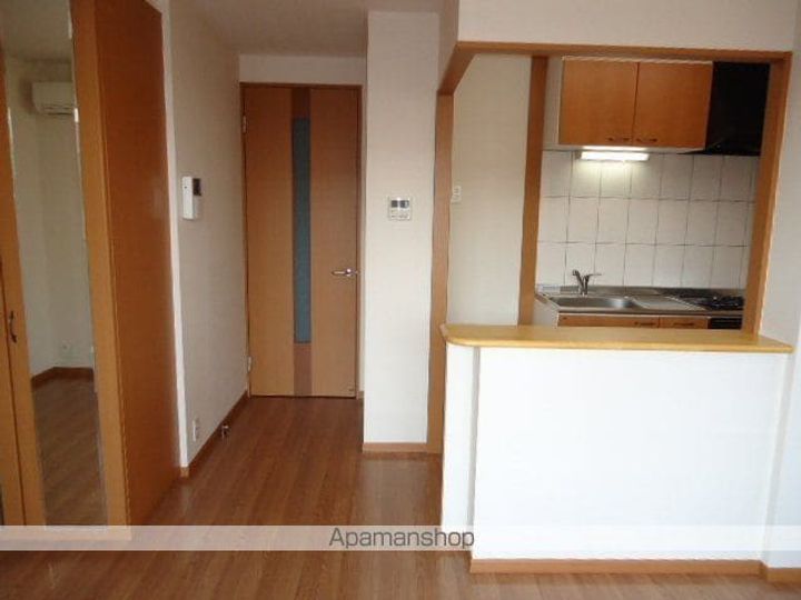 エバーエデンA103の居間