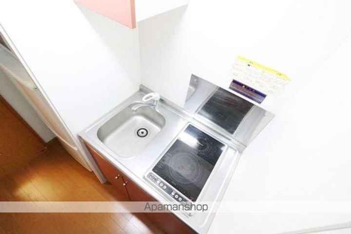 レオパレスメルベーユNSのキッチン