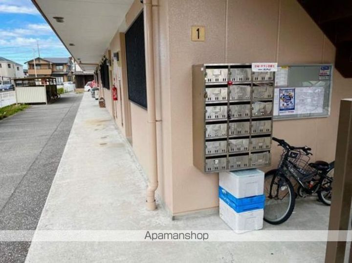 滋賀県米原市中多良2丁目の賃貸アパートのその他画像