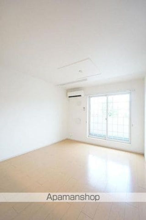 コートシャルマンⅦの居間