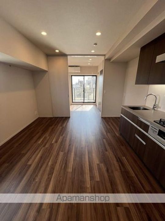 東京都杉並区高円寺北2丁目の賃貸マンションの居間