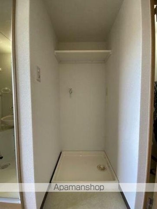 香川県高松市一宮町の賃貸マンションの内装