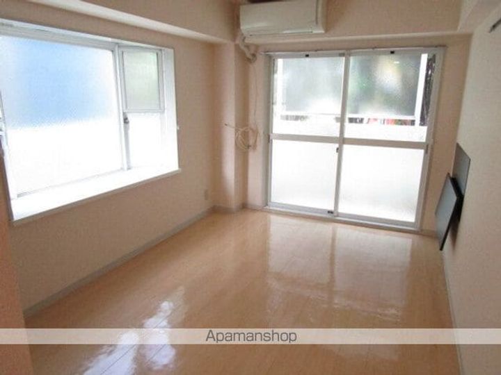 サンブライト18の内装