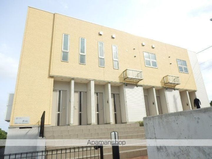 クラスターヒルの外観