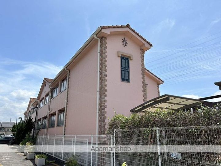 大阪府和泉市池田下町の賃貸アパート110の外観
