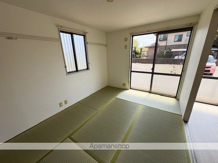 ハイツアキモトの内装