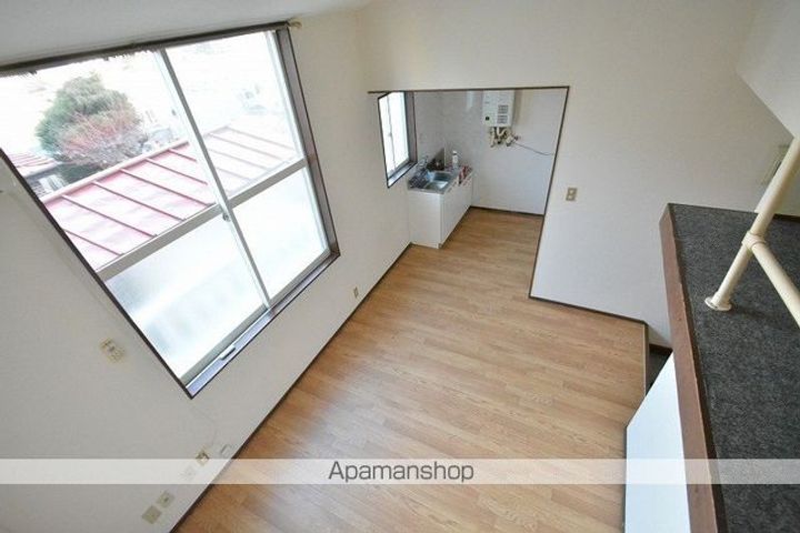 センチュリー22108の内装