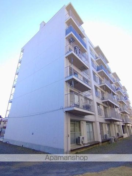 神奈川県横浜市青葉区新石川2丁目の賃貸マンションの外観