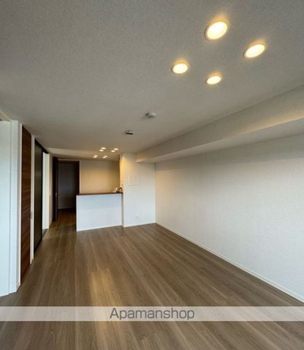 NT MAISON Ⅲの居間