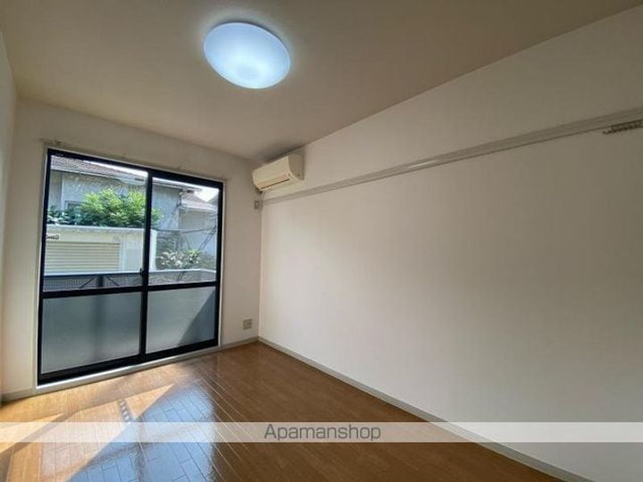 ロイヤルガーデン紙町のその他画像