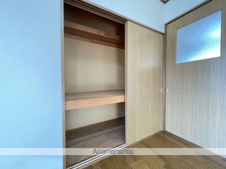 パークサイド山の手202の内装