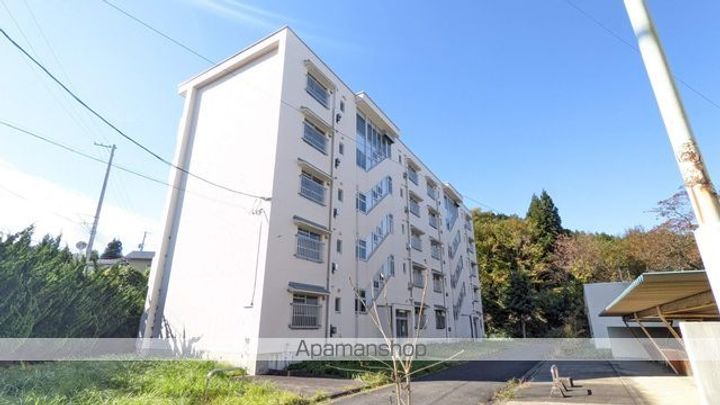 ビレッジハウス藤沢3号棟402の外観