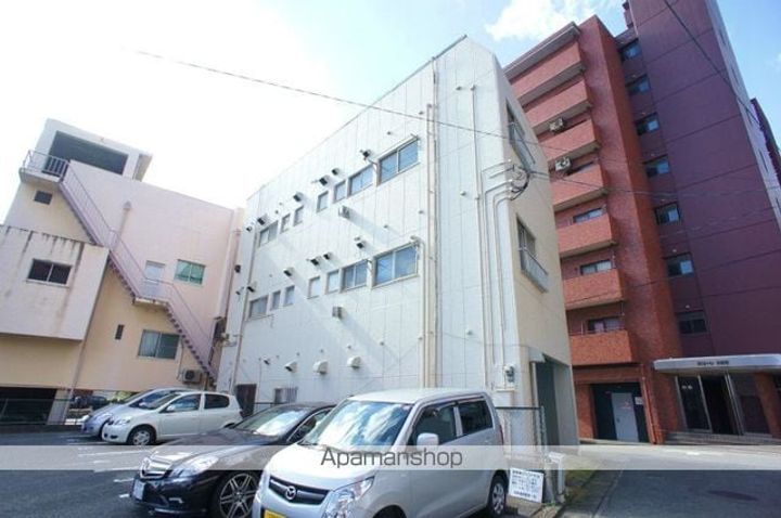 やすらぎビルの外観