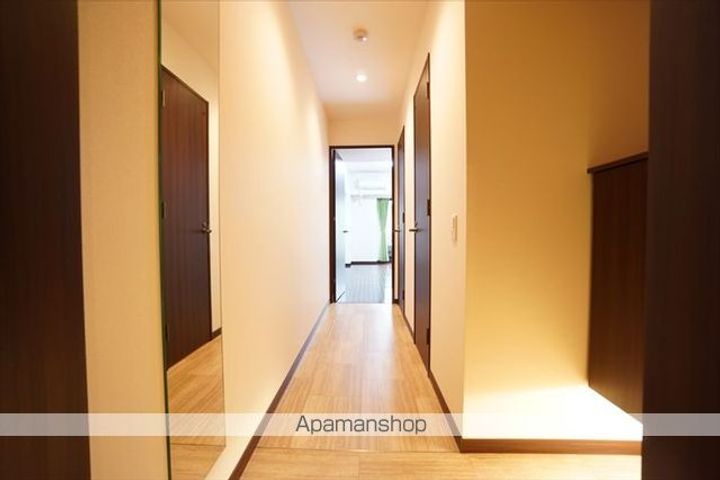 アーデン東別院307の玄関